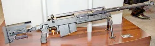 SIG 511 Эти две винтовки схожи по конструкции имеются отличия в конструкции - фото 553