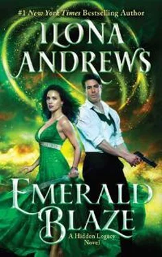 Илона Эндрюс Emerald Blaze (Hidden Legacy) обложка книги