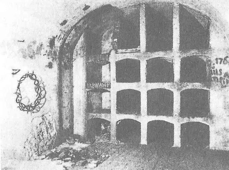 Крипта церкви Карла Борромео в Праге Здесь прятались заговорщики после - фото 66