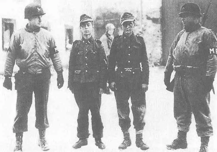 Военный плен судьба миллионов немецких солдат И эти оба солдатика войск СС - фото 83