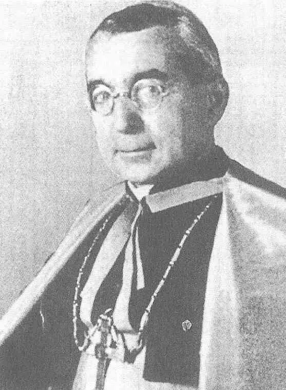 Он помог бежать многим нацистским преступникам Епископ Алоис Худал Один из - фото 96