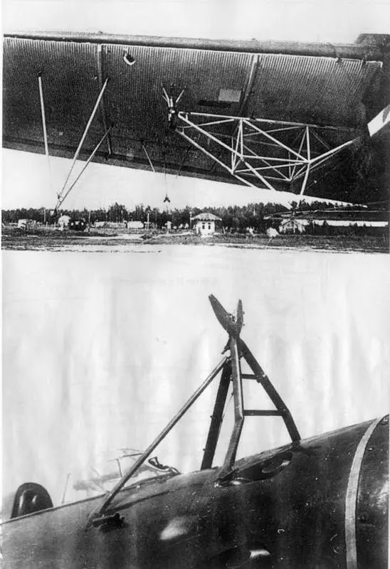 И16В тип 18 с двигателем М62 на лыжах Р39 И16 тип 28 с двигателем М63 - фото 198