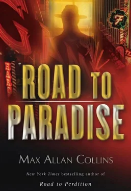 Макс Коллинз Road to Paradise обложка книги