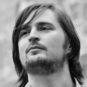 Владислав Хазиев фамилия Женевский псевдоним родился и всю жизнь прожил в - фото 32