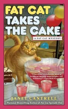 Джанет Кантрелл Fat Cat Takes The Cake обложка книги