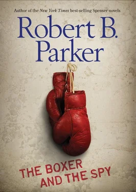 Роберт Паркер The Boxer and the Spy обложка книги