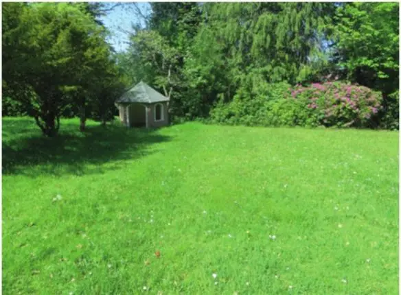 This is the gazebo in the hotels grounds where Hilda received instructions as - фото 6