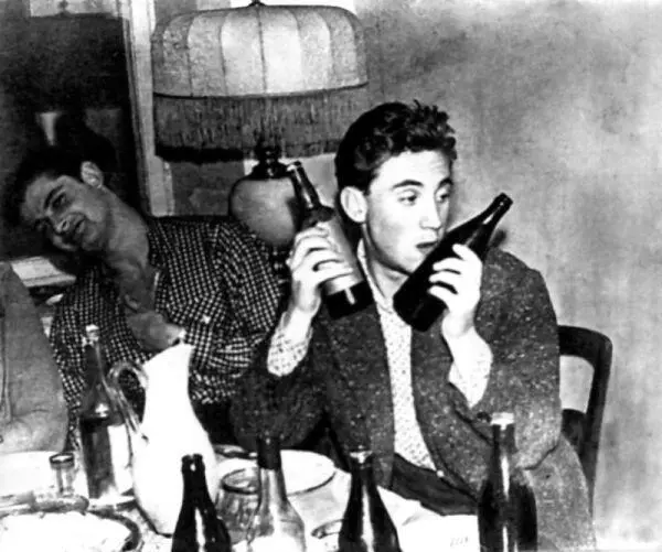 С Анатолием Утевским другом по Большому Каретному Первая половина 1960х - фото 3