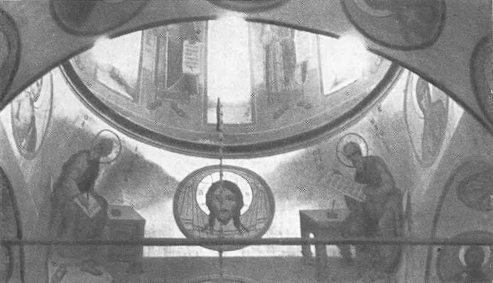 В башне собора Юрьева монастыря 1119 год сохранились фрески XII века - фото 82