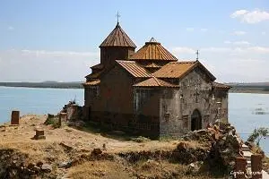 Монастырь Айраванк IXX вв Район им Камо Глава вторая Сюник в XI начале - фото 2