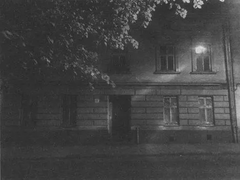 Вулиця Шептицьких 12 Львів жовтень 2012 З міського архіву 17 17 6 З - фото 6