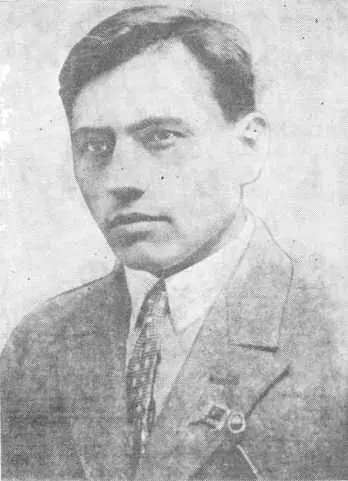 П И Счеславский Весной 1942 г П И Счеславский сражался с врагом уже на - фото 3