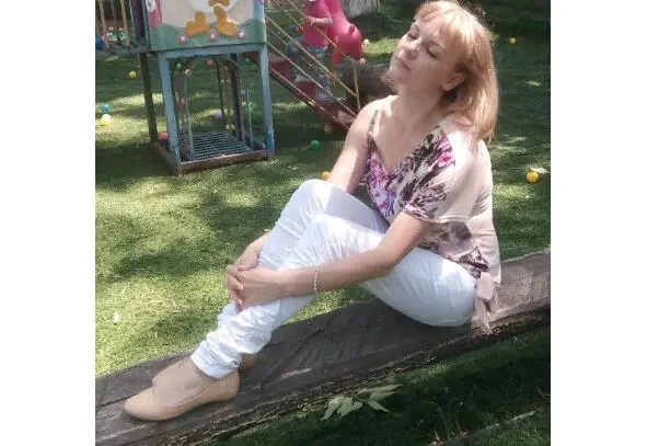 Оля молча кивнула У нее в голове шел процесс переваривания новостей Она - фото 9
