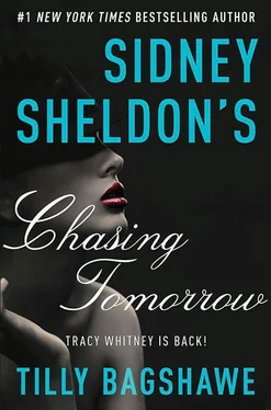 Sidney Sheldon Chasing Tomorrow обложка книги