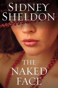 Sidney Sheldon The Naked Face обложка книги