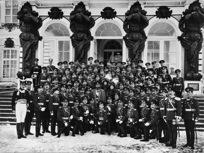 Офицеры 148го пехотного Каспийского полка в присутствии императора Николая II - фото 30
