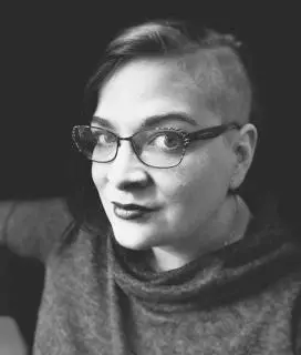 A J Hackwithis almost certainly not an ink witch in a hoodie Shes a queer - фото 44