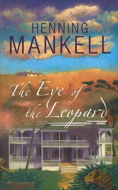 Хеннинг Манкелль The Eye of the Leopard обложка книги