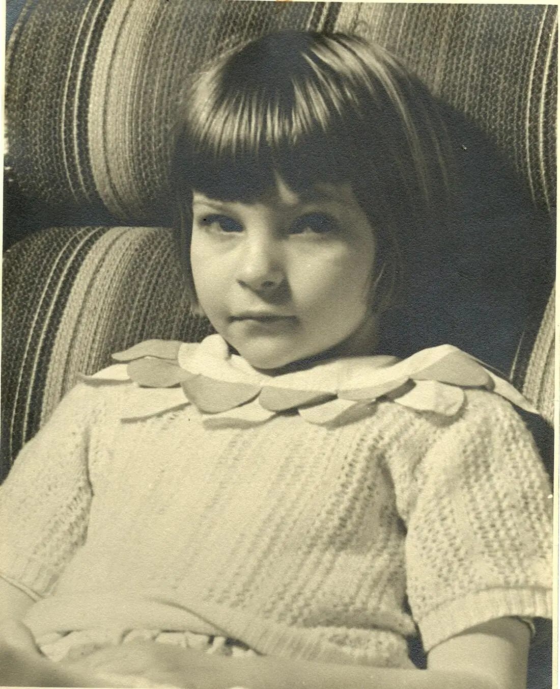 Lurie at age seven Lurie at age fourteen wearing her first long party - фото 2