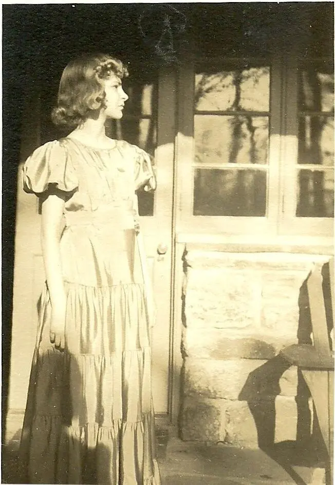 Lurie at age fourteen wearing her first long party dress in preparation for - фото 3