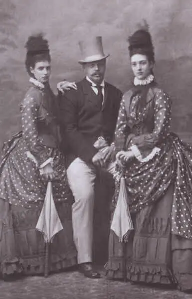 Александр III с Марией Федоровной и ее сестрой принцессой Уэльской - фото 34