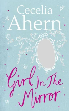 Cecelia Ahern Girl in the Mirror обложка книги