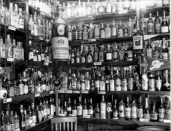 Коньяк Courvoisier 1811 года в коллекции бара Чикоте Немалая заслуга в такой - фото 66