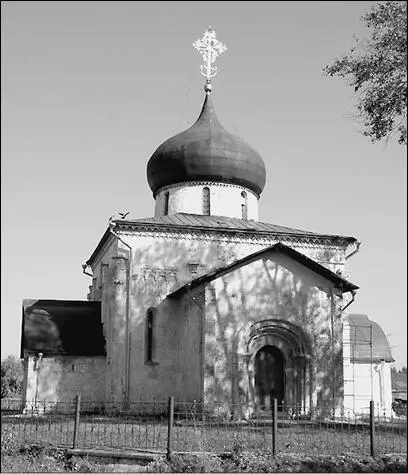 Георгиевский собор в ЮрьевеПольском В 12301234 гг построенный по - фото 75
