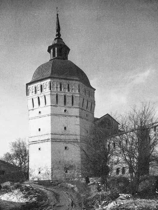 Водяная башня На Руси в XIV в существовали только городские монастыри а - фото 5