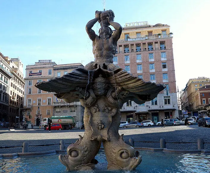Фото 25 Фонтан Тритона итал Fontana del Tritone фонтан в Риме созданный - фото 25