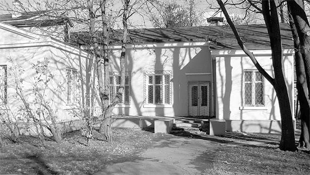 Строение 421 Образцовый Колхозный клуб 1939 Экскурсионное бюро 1954 - фото 213