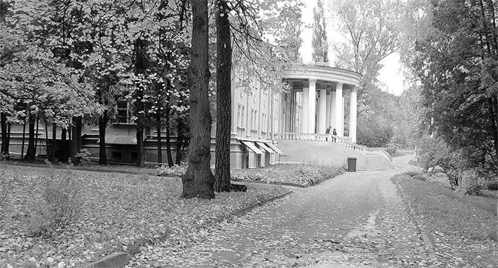Строение 545 Зеленый театр 1939 Центральный вход Сейчас в живой части - фото 288