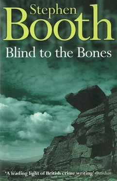 Стивен Бут Blind to the Bones обложка книги