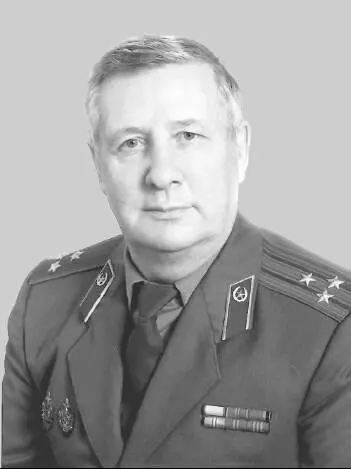 Полковник Закончил Алтайский политехнический институт факультет повышения - фото 5
