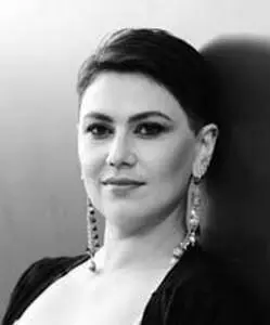 Лада Лапина Родилась и выросла в Новосибирске В 1999 году закончила Сибирскую - фото 1