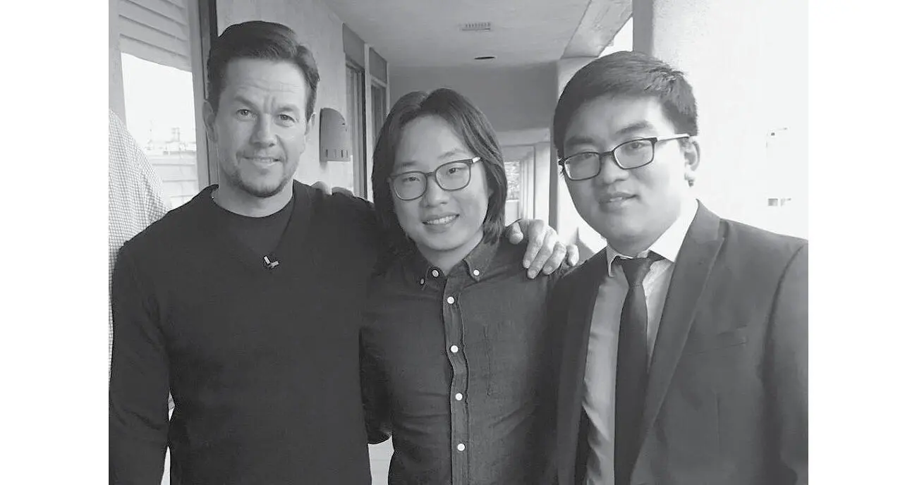 Mark Wahlberg me and Danny Meng Two Chinese immigrants three Americans HOW - фото 16