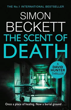 Simon Beckett The Scent of Death обложка книги