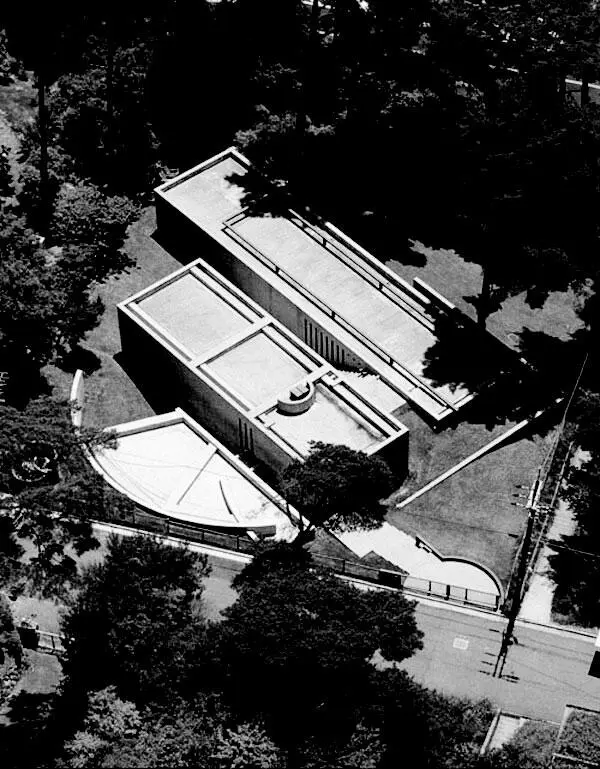 ТАндо Вилла Косино 1981 г Два блока помещений виллы поставленные - фото 28