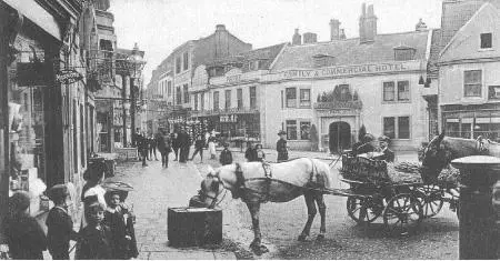 The centre of Trowbridge in the late nineteenth century Gravestone in East - фото 27