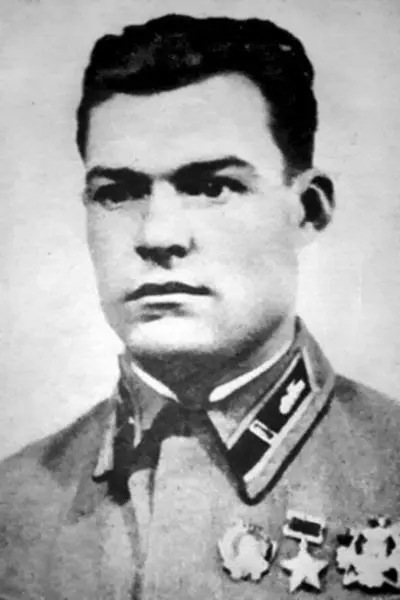 Командир 1го танкового батальона 21го танкового полка 21й танковой бригады - фото 35