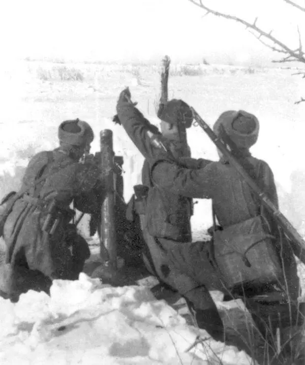 Советские минометчики на боевой позиции ноябрь 1941 года Повидимому у - фото 71