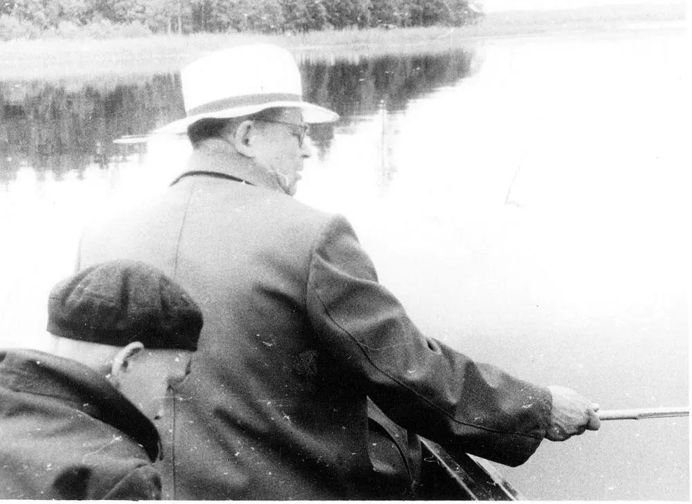 На Яльчике сорожка клевала великолепно 1966 год А мы квартировали на большом - фото 7