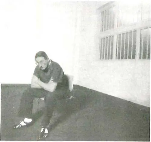 Олдрич Эймс в камере Агент ФБР Сергей Моторин бывший сотрудник вашингтонской - фото 18