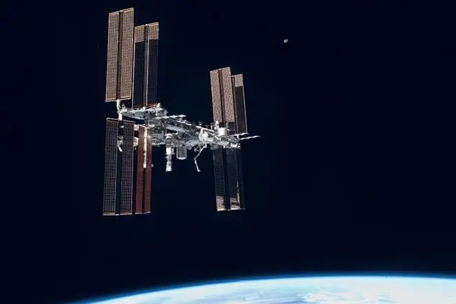 Международная космическая станция фотография NASA Но у космонавтики есть еще - фото 6