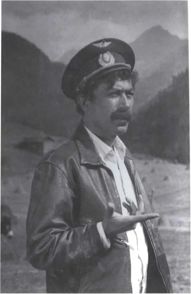 1976 г Мимино Валико Мизандари Мимино Буба Кикабидзе На съемках - фото 46