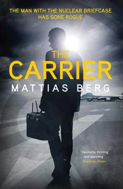 Mattias Berg The Carrier обложка книги