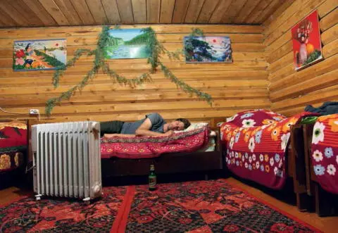 Accommodation in Aktash It took time to adjust to the diversity of visual - фото 102