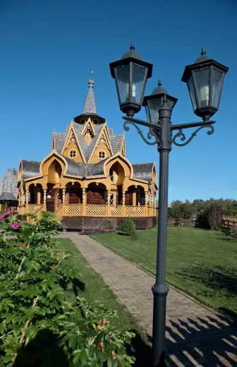 Vissarions church in Siberia The leader of the sect claims to be the - фото 105
