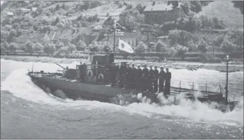 Бронекатера БК432 Дунайской военной флотилии 1945 год Кормовой 37мм - фото 56