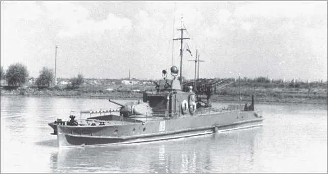 Бронекатер 119 Вид с левого борта и с носа 1949 год Бронекат - фото 74